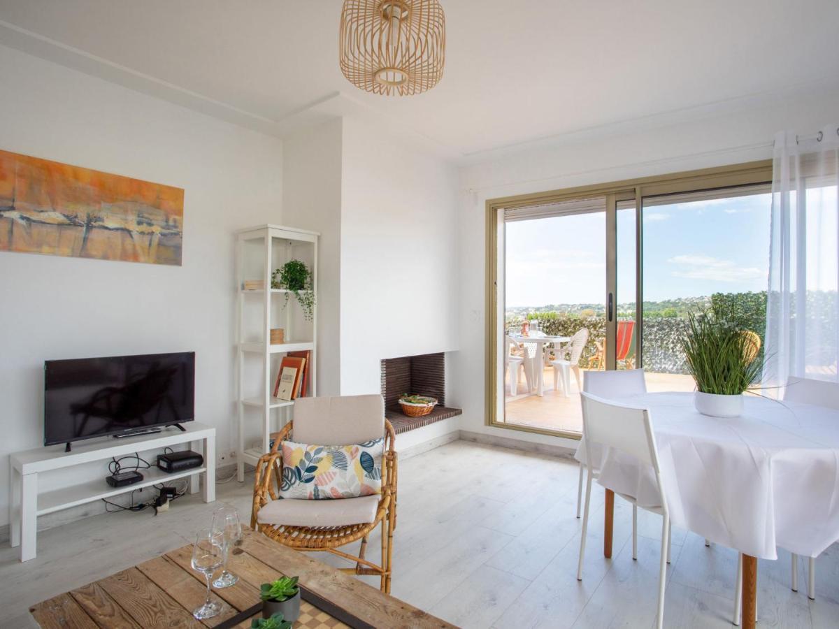 Le Montcey By Interhome