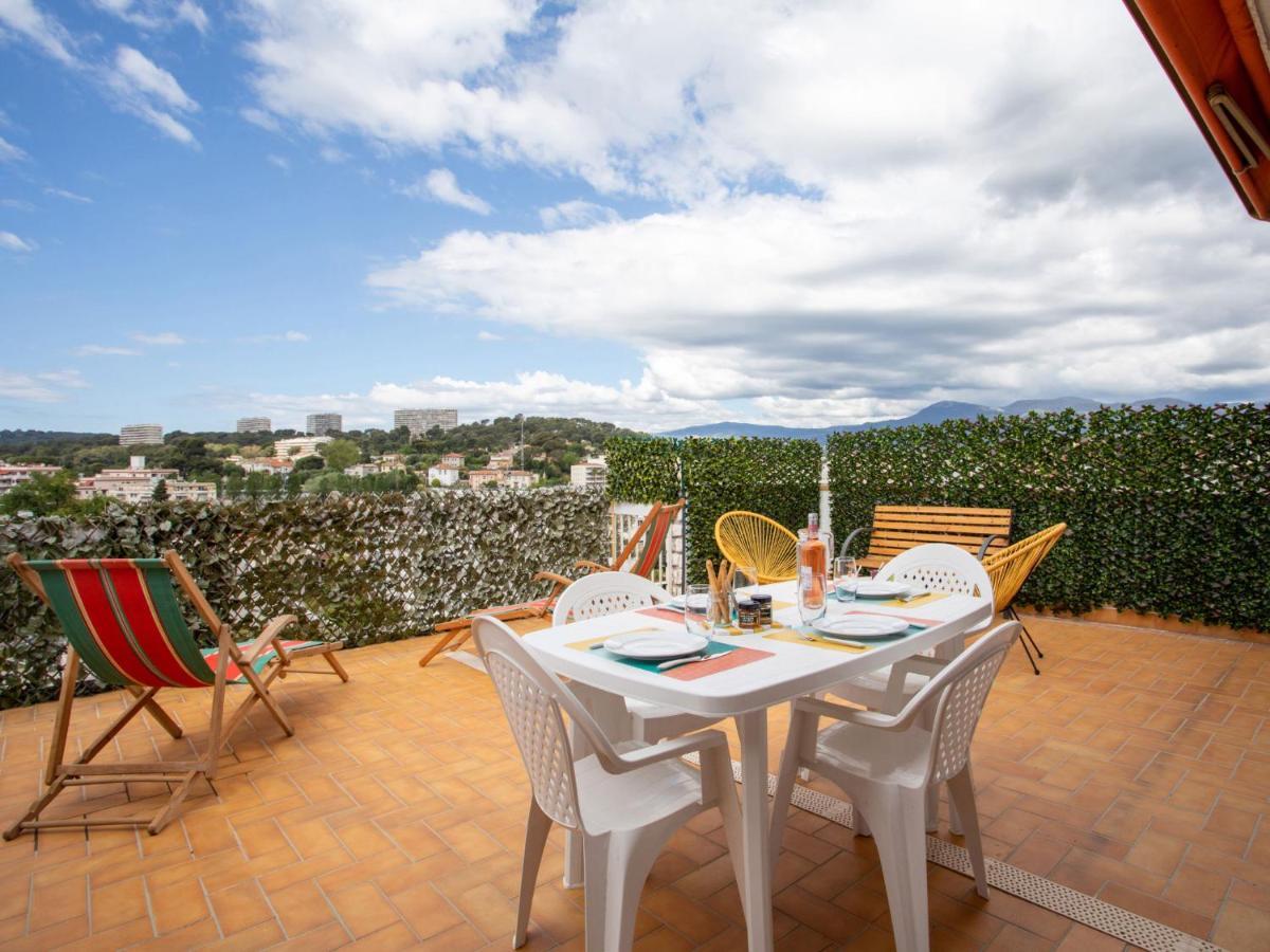 Le Montcey By Interhome